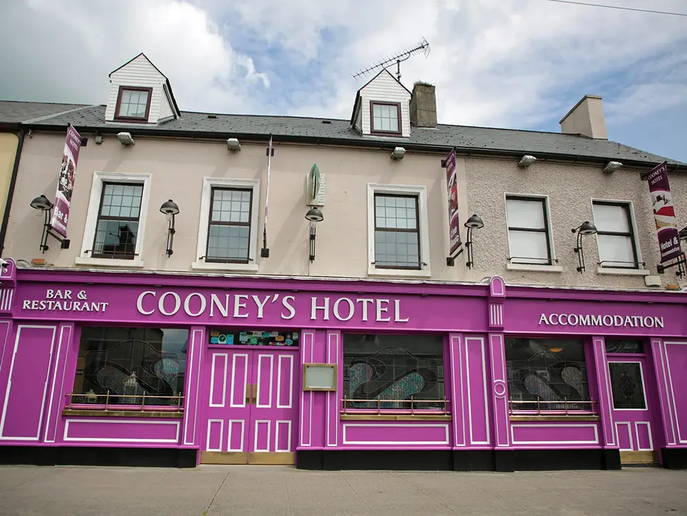 Cooneys Hotel